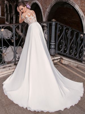 SHELLY by Anna Sposa