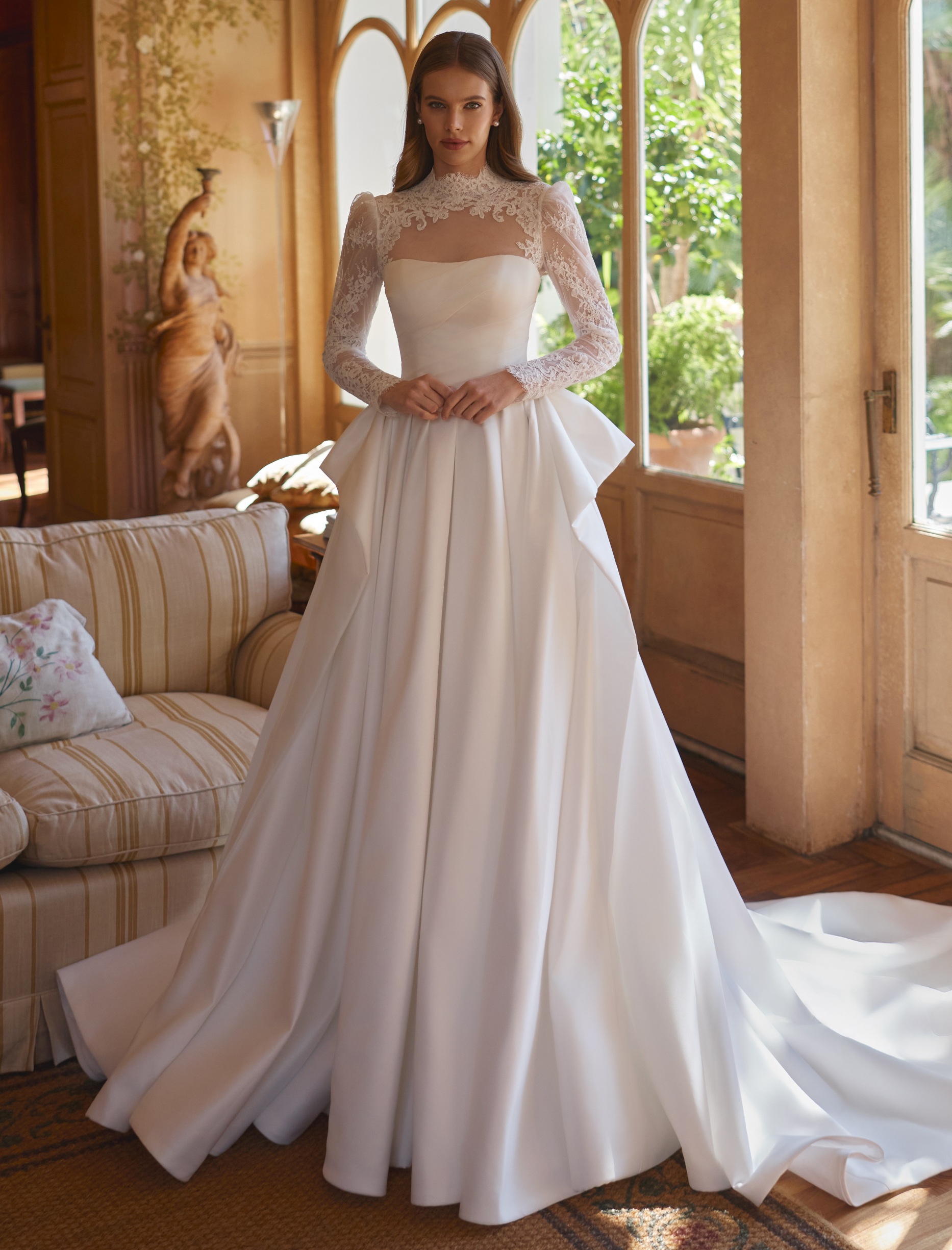 Rochie de mireasă prințesă din satin SORANO by Rillianse